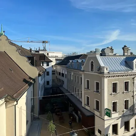 Penthouse Im Zentrum Von Apartament